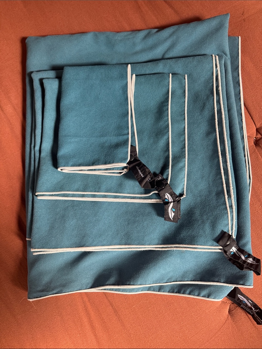 PackTowl set of 4 Ultralight Microfiber Camping Travel Towels ocean blue New-ish